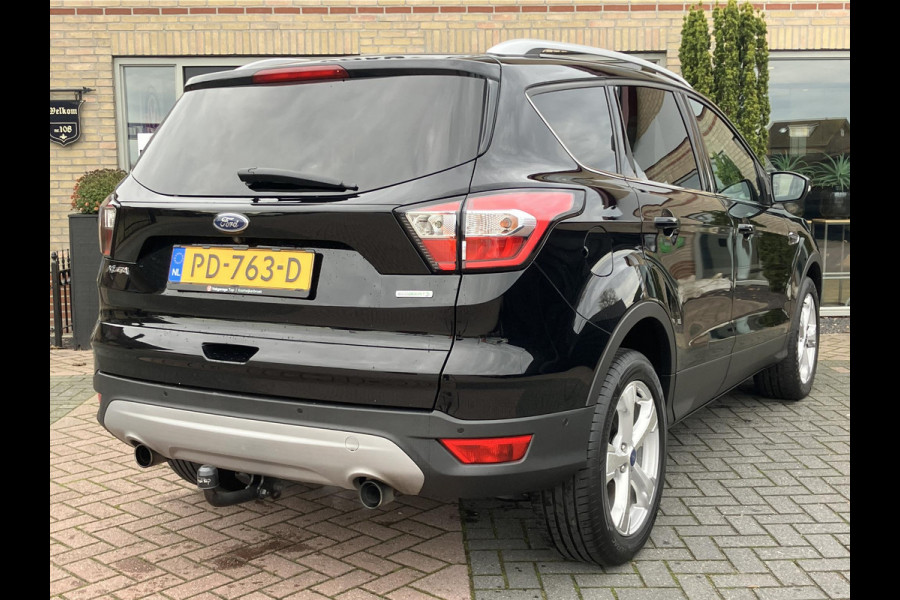 Ford Kuga 1.5 EcoBoost Titanium | Trekhaak | Camera | 1e eigenaar | NAP