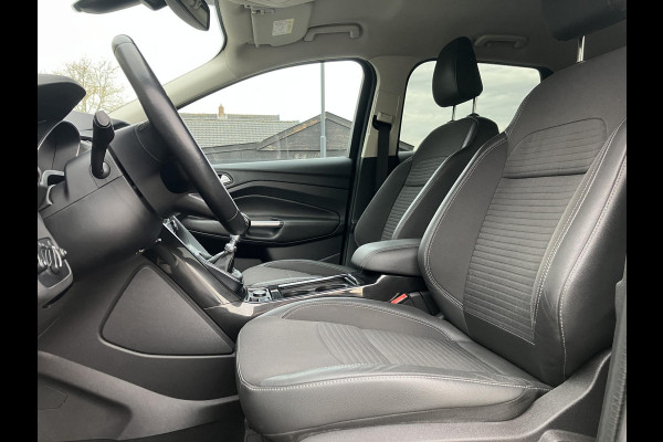 Ford Kuga 1.5 EcoBoost Titanium | Trekhaak | Camera | 1e eigenaar | NAP