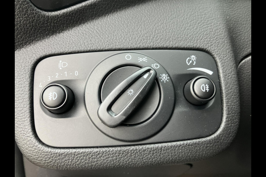 Ford Kuga 1.5 EcoBoost Titanium | Trekhaak | Camera | 1e eigenaar | NAP