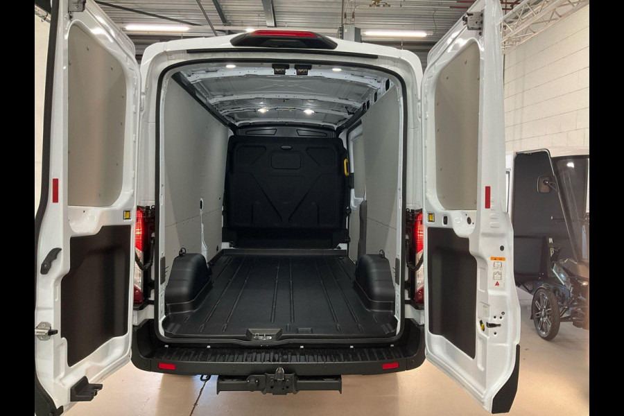 Ford Transit 350 2.0 TDCI L3H2 Trend 130pk | Safety Comfort-pakket | zuid | Navigatie Pack | Trekhaak | Reserve Wiel