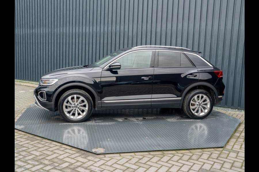Volkswagen T-Roc 1.5 TSI Life Edition | IQ Light | Navi | Stoelverw. | Trekhaak afnb. | Prijs Rijklaar!!