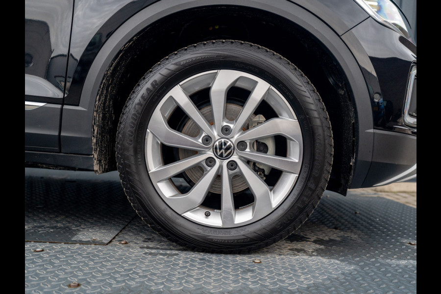 Volkswagen T-Roc 1.5 TSI Life Edition | IQ Light | Navi | Stoelverw. | Trekhaak afnb. | Prijs Rijklaar!!