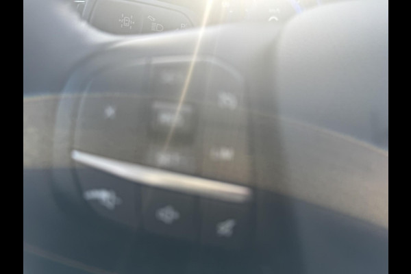 Ford Kuga 1.5 EcoBoost Titanium X 150pk  | Achteruitrijcamera | Cruise control | Winterpack | 18 inch Lichtmetalen velgen | 1.800kg Trekgewicht | Dealer onderhouden