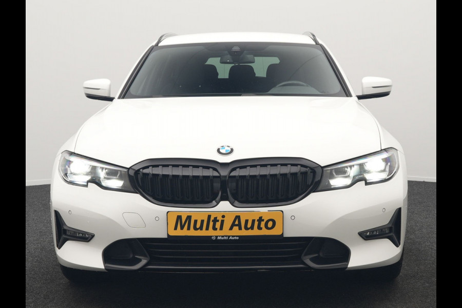 BMW 3 Serie Touring 330i Sportline 259pk Dealer O.H. | Trekhaak Af Fabriek | Lederen Sportstoelen Verwarmd | Apple Carplay | Sfeerverlichting | Cruise Control | Navigatie | Virtual | 18"L.M |