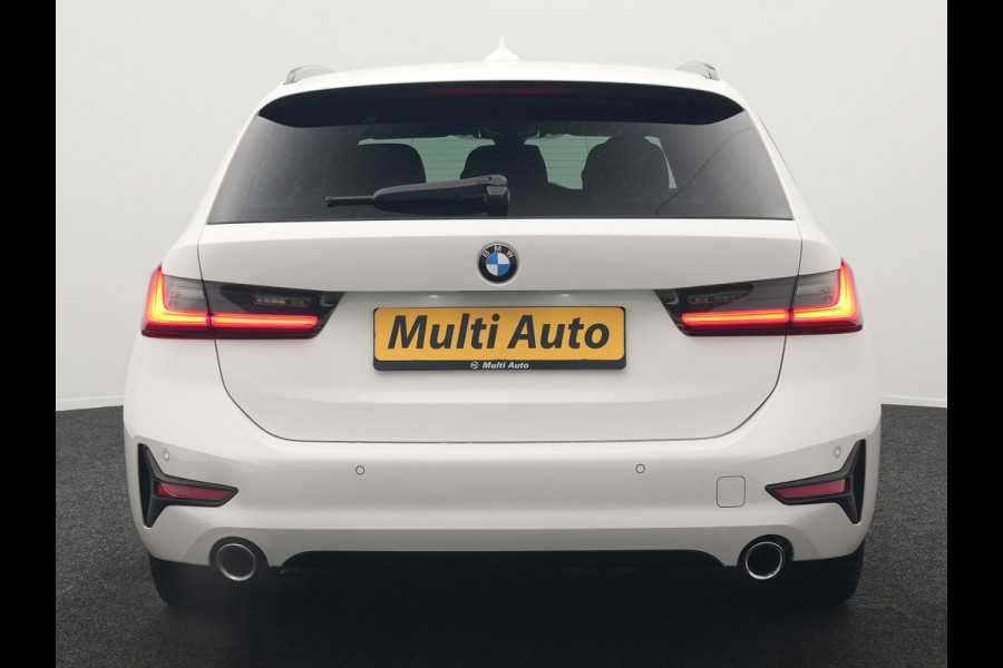BMW 3 Serie Touring 330i Sportline 259pk Dealer O.H. | Trekhaak Af Fabriek | Lederen Sportstoelen Verwarmd | Apple Carplay | Sfeerverlichting | Cruise Control | Navigatie | Virtual | 18"L.M |