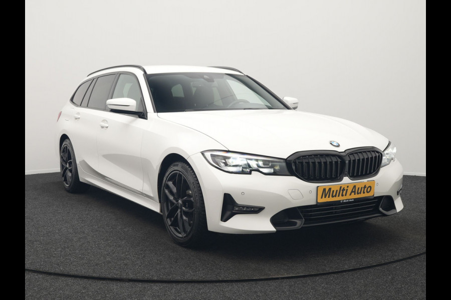 BMW 3 Serie Touring 330i Sportline 259pk Dealer O.H. | Trekhaak Af Fabriek | Lederen Sportstoelen Verwarmd | Apple Carplay | Sfeerverlichting | Cruise Control | Navigatie | Virtual | 18"L.M |