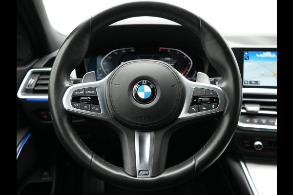 BMW 3 Serie Touring 330i Sportline 259pk Dealer O.H. | Trekhaak Af Fabriek | Lederen Sportstoelen Verwarmd | Apple Carplay | Sfeerverlichting | Cruise Control | Navigatie | Virtual | 18"L.M |