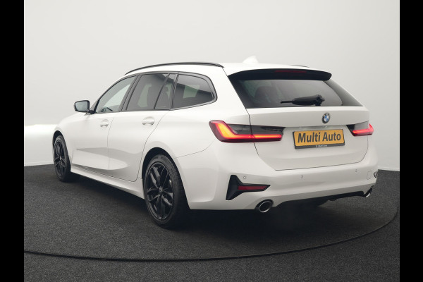 BMW 3 Serie Touring 330i Sportline 259pk Dealer O.H. | Trekhaak Af Fabriek | Lederen Sportstoelen Verwarmd | Apple Carplay | Sfeerverlichting | Cruise Control | Navigatie | Virtual | 18"L.M |