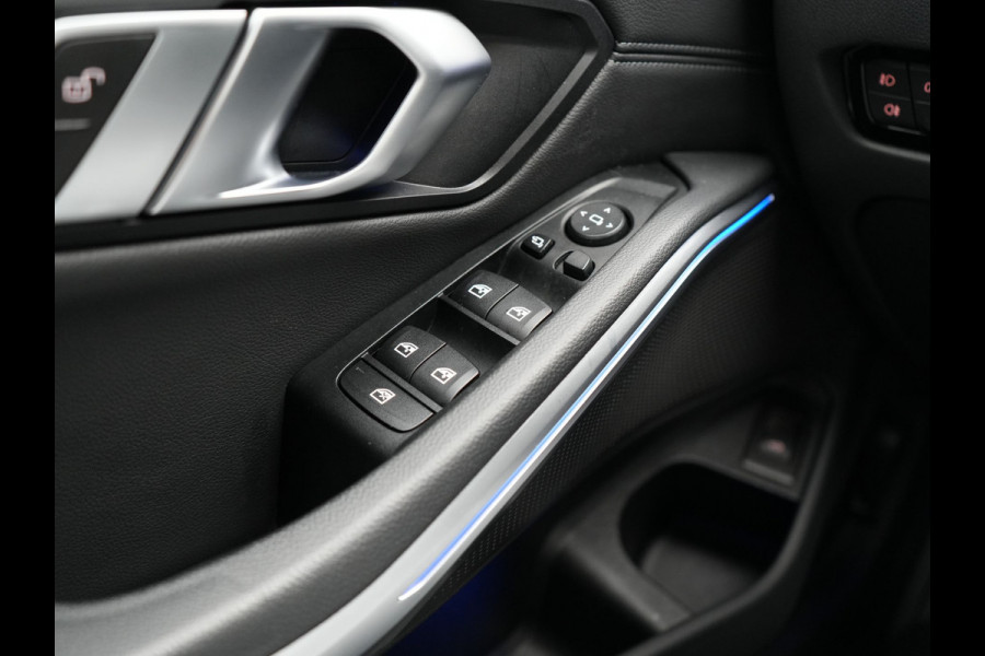 BMW 3 Serie Touring 330i Sportline 259pk Dealer O.H. | Trekhaak Af Fabriek | Lederen Sportstoelen Verwarmd | Apple Carplay | Sfeerverlichting | Cruise Control | Navigatie | Virtual | 18"L.M |