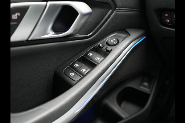 BMW 3 Serie Touring 330i Sportline 259pk Dealer O.H. | Trekhaak Af Fabriek | Lederen Sportstoelen Verwarmd | Apple Carplay | Sfeerverlichting | Cruise Control | Navigatie | Virtual | 18"L.M |