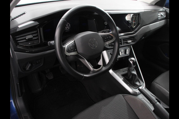 Volkswagen Polo 1.0 TSI Life Nieuw model Navigatie Digitale Cockpit Airco Parkeer sensoren V+A | LED Lichtmetalen Velgen
