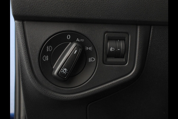 Volkswagen Polo 1.0 TSI Life Nieuw model Navigatie Digitale Cockpit Airco Parkeer sensoren V+A | LED Lichtmetalen Velgen