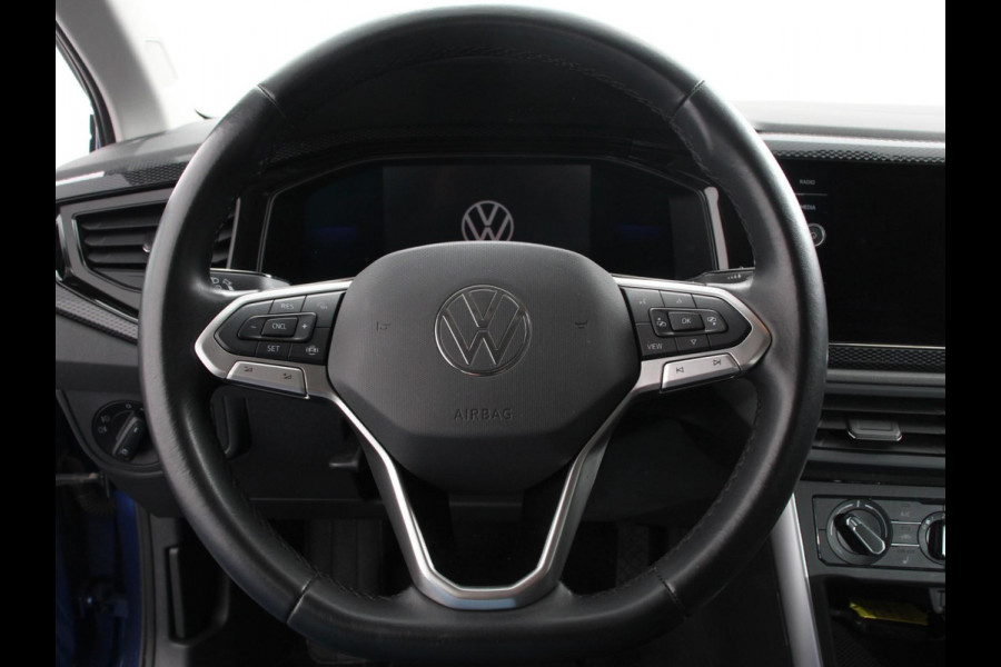 Volkswagen Polo 1.0 TSI Life Nieuw model Navigatie Digitale Cockpit Airco Parkeer sensoren V+A | LED Lichtmetalen Velgen