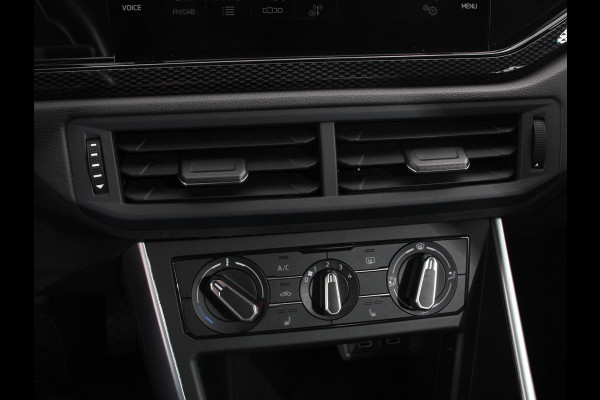 Volkswagen Polo 1.0 TSI Life Nieuw model Navigatie Digitale Cockpit Airco Parkeer sensoren V+A | LED Lichtmetalen Velgen