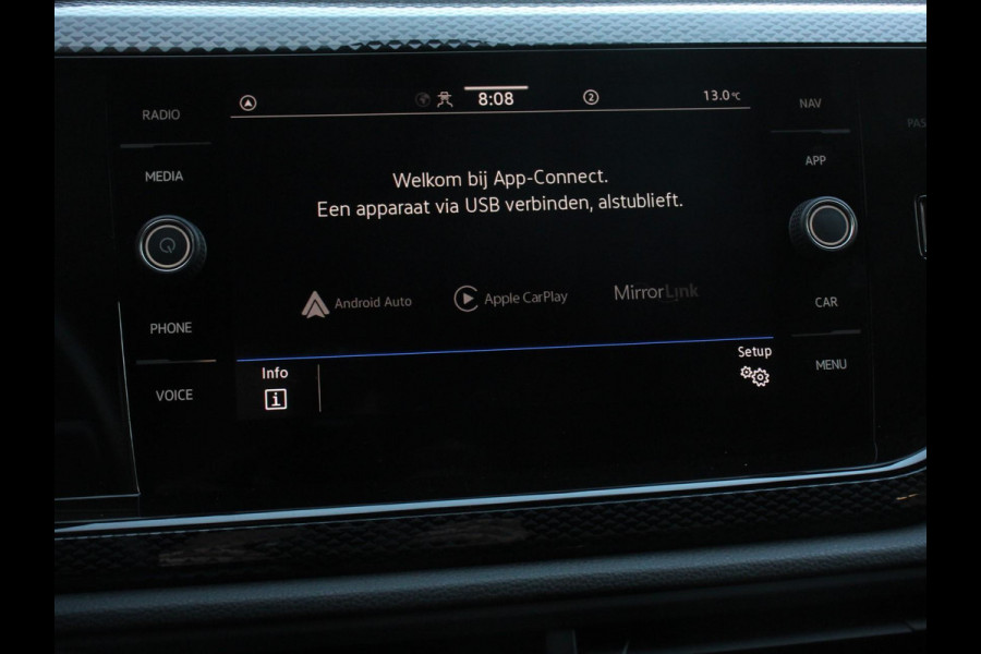 Volkswagen Polo 1.0 TSI Life Nieuw model Navigatie Digitale Cockpit Airco Parkeer sensoren V+A | LED Lichtmetalen Velgen