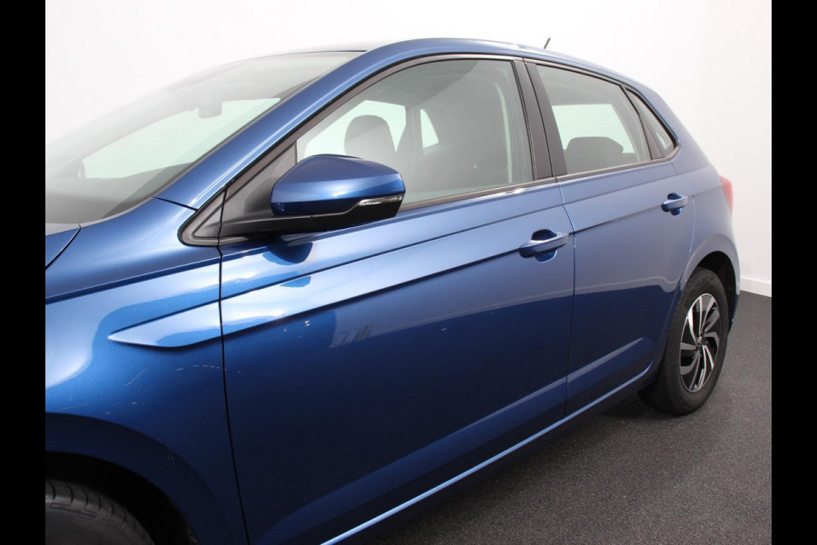 Volkswagen Polo 1.0 TSI Life Nieuw model Navigatie Digitale Cockpit Airco Parkeer sensoren V+A | LED Lichtmetalen Velgen