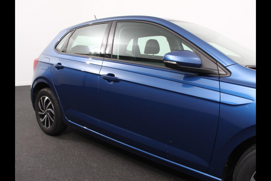 Volkswagen Polo 1.0 TSI Life Nieuw model Navigatie Digitale Cockpit Airco Parkeer sensoren V+A | LED Lichtmetalen Velgen