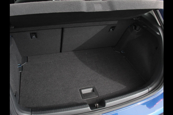 Volkswagen Polo 1.0 TSI Life Nieuw model Navigatie Digitale Cockpit Airco Parkeer sensoren V+A | LED Lichtmetalen Velgen