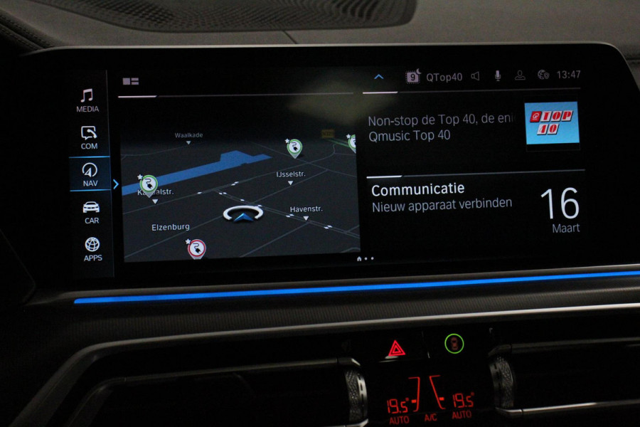 BMW X5 xDrive45e 394pk High Executive M-Sport PHEV 6 cilinder Panoramisch schuif-kantel dak Harman Kardon Head up display Lederen bekleding Electrische verstelling comfort stoelen