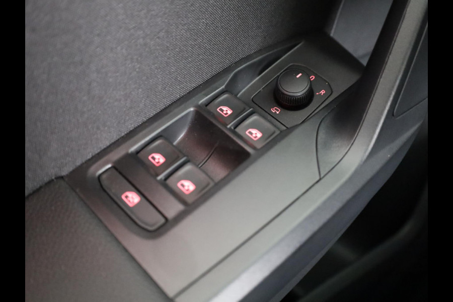 Seat Arona FR Business Connect 1.0 TSI 95 pk 5 versn. Hand | Black pack | Adaptive Cruise | Parkeercamera | |18 inch | Stoelverwarming | Carplay