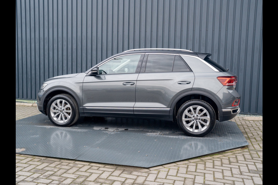Volkswagen T-Roc 1.5 TSI Life Edition | IQ Light | Trekhaak afnb. | Navi | Stoelverw. | Prijs Rijklaar!!