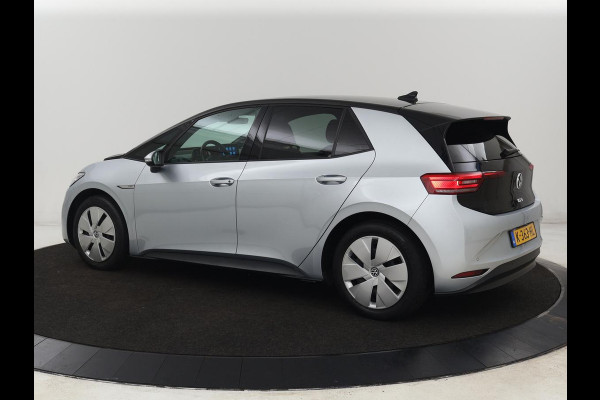 Volkswagen ID.3 Business 58 kWh | Stoel & stuurverwarming | Camera | Carplay | Adaptive cruise | Matrix LED | Navigatie | Climate control | Parkeerhulp | Bluetooth