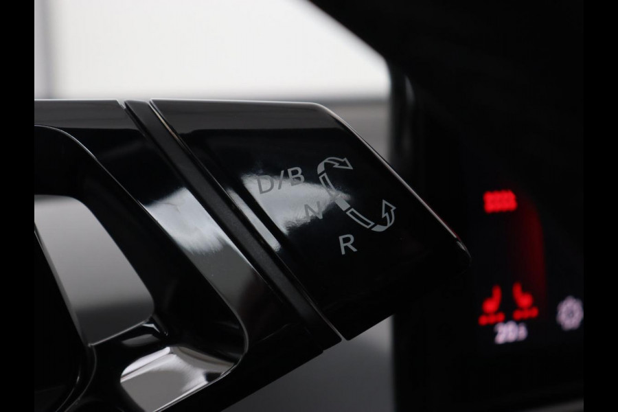 Volkswagen ID.3 Business 58 kWh | Stoel & stuurverwarming | Camera | Carplay | Adaptive cruise | Matrix LED | Navigatie | Climate control | Parkeerhulp | Bluetooth