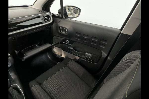 Citroën C3 1.2 PureTech Max Automaat  Airco Navigatie d.m.v.Apple carplay / Android Auto Parksensoren Lichtmetalen Velgen