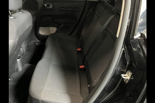 Citroën C3 1.2 PureTech Max Automaat  Airco Navigatie d.m.v.Apple carplay / Android Auto Parksensoren Lichtmetalen Velgen