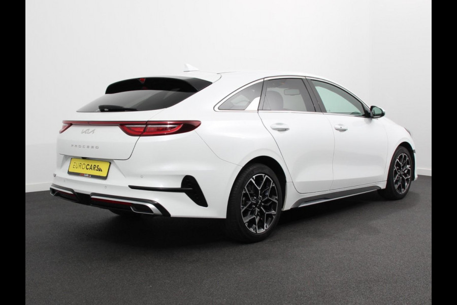Kia ProCeed 1.5 T-GDi Automaat HEV GT-Line | Climate control | Cruise control adaptive | Camera | Parkeersensoren achter | Stuur verwarming | Voorstoelen verwarmd | Navigatie | Apple Carplay/ Android Auto