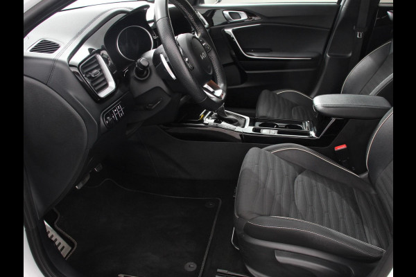 Kia ProCeed 1.5 T-GDi Automaat HEV GT-Line | Climate control | Cruise control adaptive | Camera | Parkeersensoren achter | Stuur verwarming | Voorstoelen verwarmd | Navigatie | Apple Carplay/ Android Auto