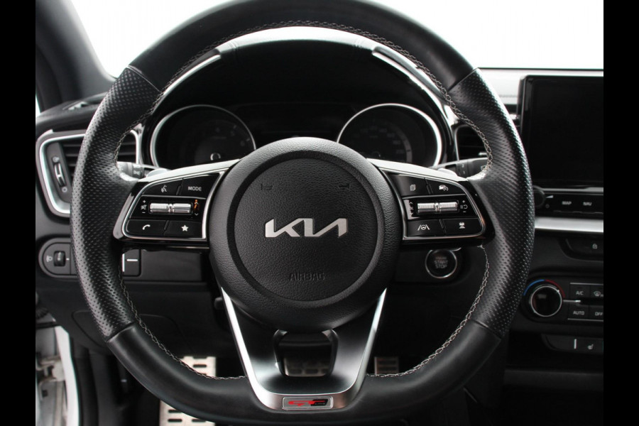 Kia ProCeed 1.5 T-GDi Automaat HEV GT-Line | Climate control | Cruise control adaptive | Camera | Parkeersensoren achter | Stuur verwarming | Voorstoelen verwarmd | Navigatie | Apple Carplay/ Android Auto