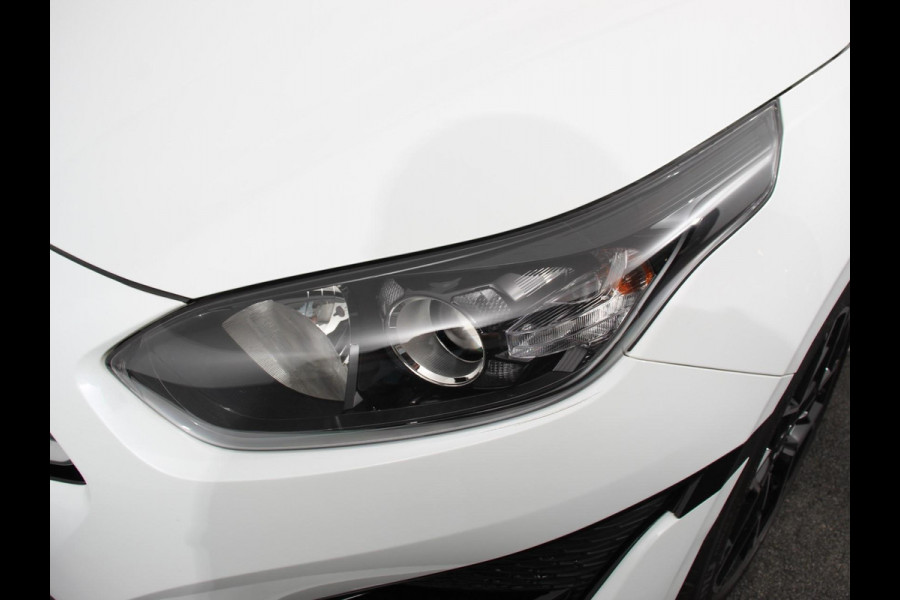 Kia ProCeed 1.5 T-GDi Automaat HEV GT-Line | Climate control | Cruise control adaptive | Camera | Parkeersensoren achter | Stuur verwarming | Voorstoelen verwarmd | Navigatie | Apple Carplay/ Android Auto