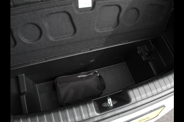 Kia ProCeed 1.5 T-GDi Automaat HEV GT-Line | Climate control | Cruise control adaptive | Camera | Parkeersensoren achter | Stuur verwarming | Voorstoelen verwarmd | Navigatie | Apple Carplay/ Android Auto
