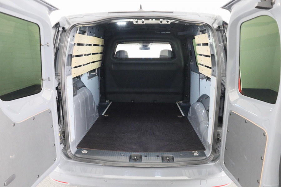 Volkswagen Bedrijfswagens Caddy Cargo 2.0 TDI EU6 122 pk 75 Edition DSG (Automaat) | Lederen interieur | Keyless entry | Camera | Active info Display | Full Option |
