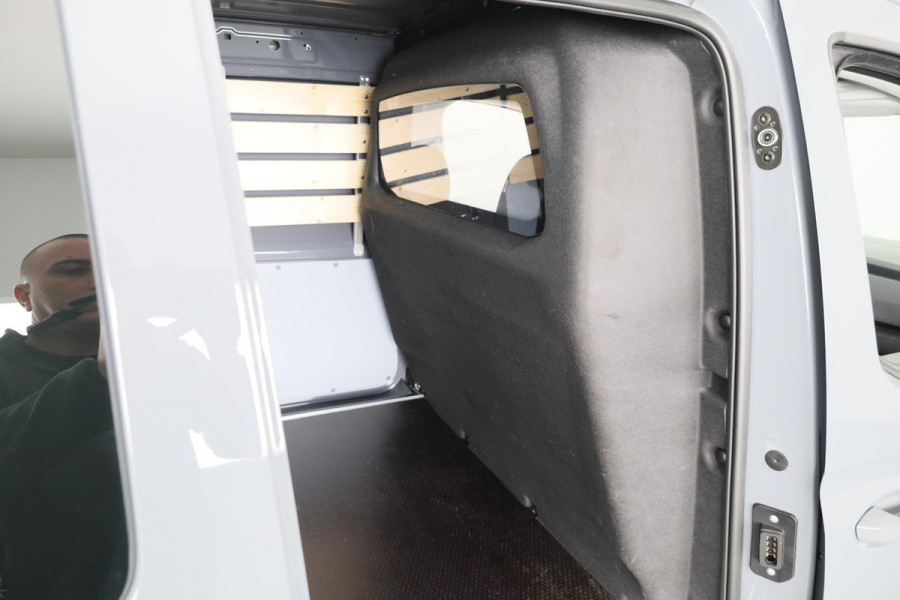 Volkswagen Bedrijfswagens Caddy Cargo 2.0 TDI EU6 122 pk 75 Edition DSG (Automaat) | Lederen interieur | Keyless entry | Camera | Active info Display | Full Option |