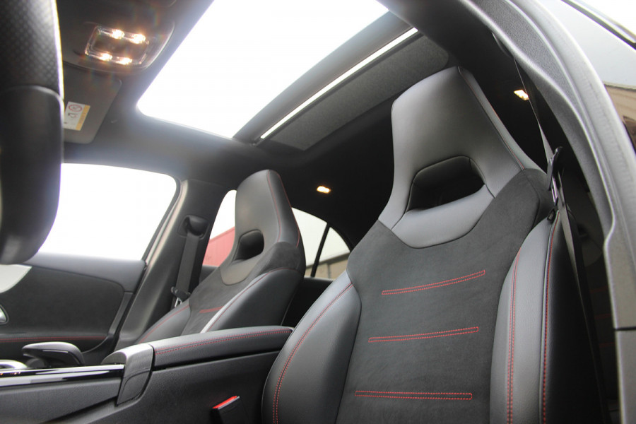 Mercedes-Benz A-Klasse 180 Business Solution AMG | Pano | Carplay | Sfeer | Night