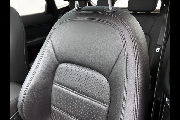 Jaguar E-Pace 2.0 P250 AWD HSE (NL-auto, Goed OnderH, Panoramadak, Camera, StoelV, Navi, Parkeersensoren, Climate Con, Etc)