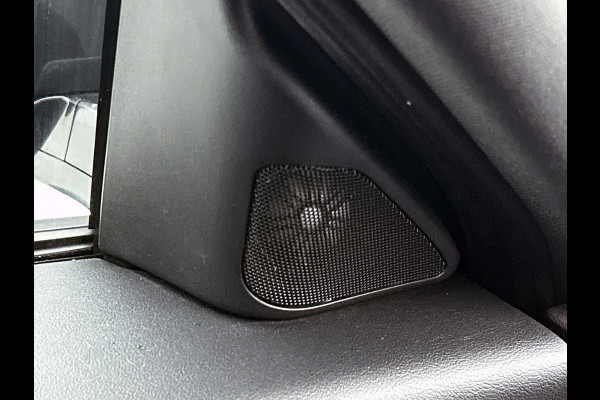 Jaguar E-Pace 2.0 P250 AWD HSE (NL-auto, Goed OnderH, Panoramadak, Camera, StoelV, Navi, Parkeersensoren, Climate Con, Etc)