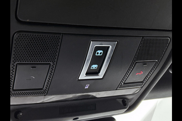 Jaguar E-Pace 2.0 P250 AWD HSE (NL-auto, Goed OnderH, Panoramadak, Camera, StoelV, Navi, Parkeersensoren, Climate Con, Etc)