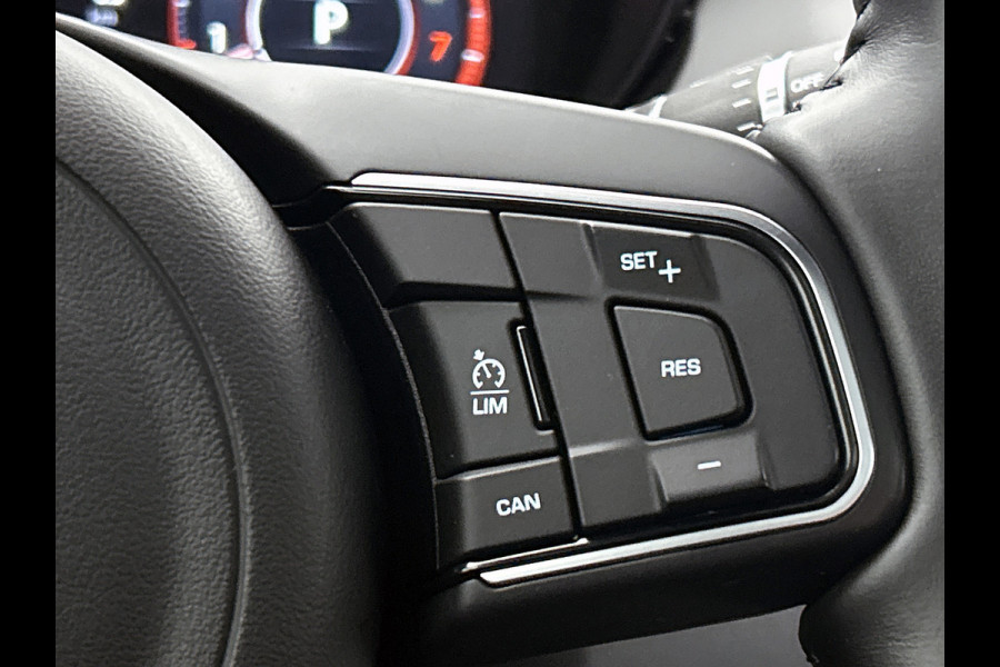 Jaguar E-Pace 2.0 P250 AWD HSE (NL-auto, Goed OnderH, Panoramadak, Camera, StoelV, Navi, Parkeersensoren, Climate Con, Etc)