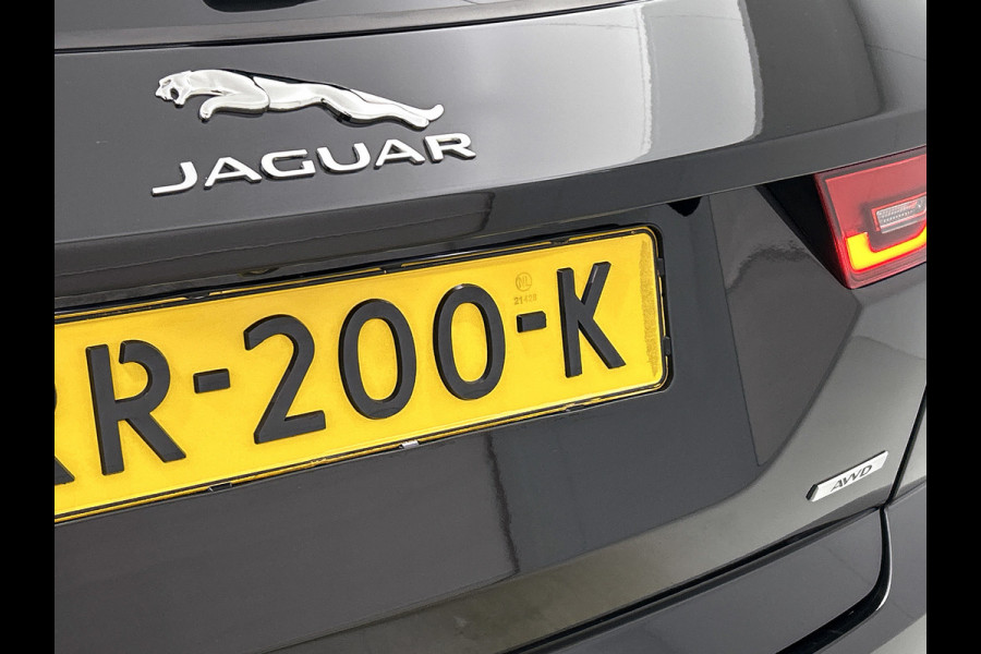 Jaguar E-Pace 2.0 P250 AWD HSE (NL-auto, Goed OnderH, Panoramadak, Camera, StoelV, Navi, Parkeersensoren, Climate Con, Etc)