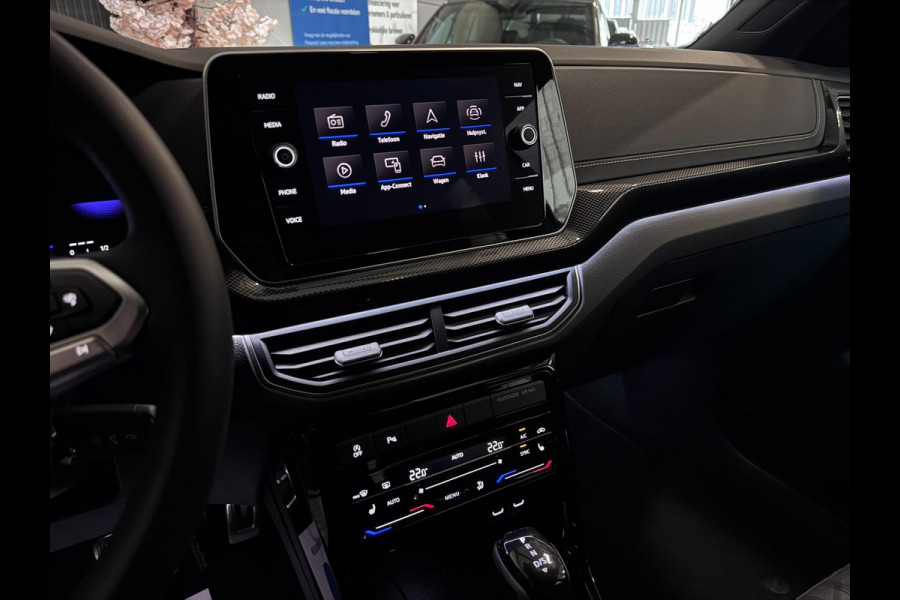 Volkswagen T-Cross 1.5 TSI R-Line DSG | IQ LED | CAMERA | TREKHAAK | NIEUWSTAAT!