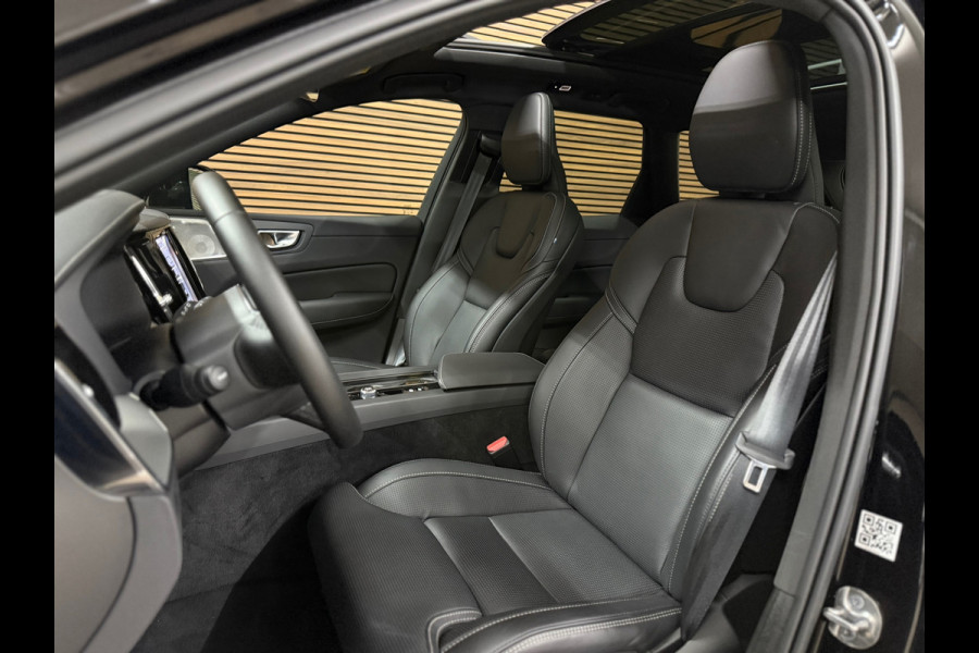 Volvo XC60 2.0 T6 Plug-in hybrid AWD Ultra Black Edition | Pano | Luchtvering | 21' inch | Bowers&Wilkins | BTW