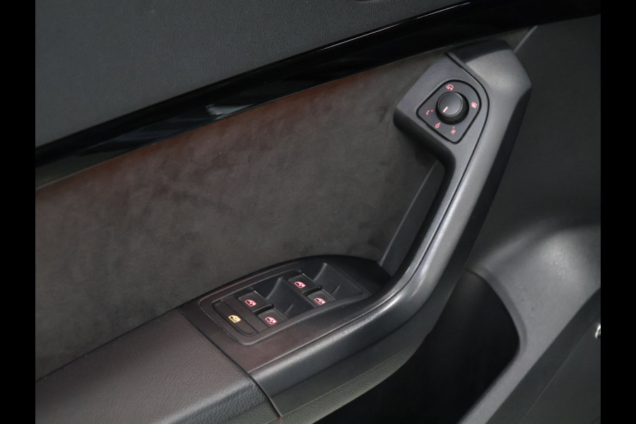 CUPRA Ateca 2.0 TSI 4DRIVE [REMUS GPF-BACK UITLAATSYSTEEM, SCHUIFKANTELDAK, TREKHAAK INKLAPBAAR, APPLE CARPLAY, ANDROID, SPORTSTOELEN, 360 CAMERA, BEATS SOUND, ADAPTIVE CRUISE, DODE HOEK DETECTIE, STOELVERWARMING, CLIM