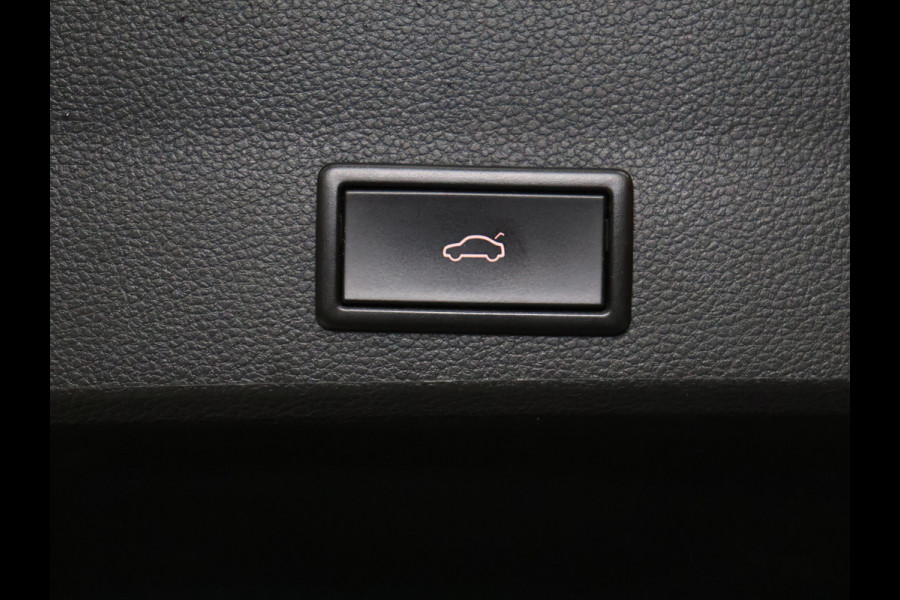 CUPRA Ateca 2.0 TSI 4DRIVE [REMUS GPF-BACK UITLAATSYSTEEM, SCHUIFKANTELDAK, TREKHAAK INKLAPBAAR, APPLE CARPLAY, ANDROID, SPORTSTOELEN, 360 CAMERA, BEATS SOUND, ADAPTIVE CRUISE, DODE HOEK DETECTIE, STOELVERWARMING, CLIM