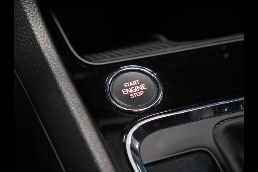 CUPRA Ateca 2.0 TSI 4DRIVE [REMUS GPF-BACK UITLAATSYSTEEM, SCHUIFKANTELDAK, TREKHAAK INKLAPBAAR, APPLE CARPLAY, ANDROID, SPORTSTOELEN, 360 CAMERA, BEATS SOUND, ADAPTIVE CRUISE, DODE HOEK DETECTIE, STOELVERWARMING, CLIM