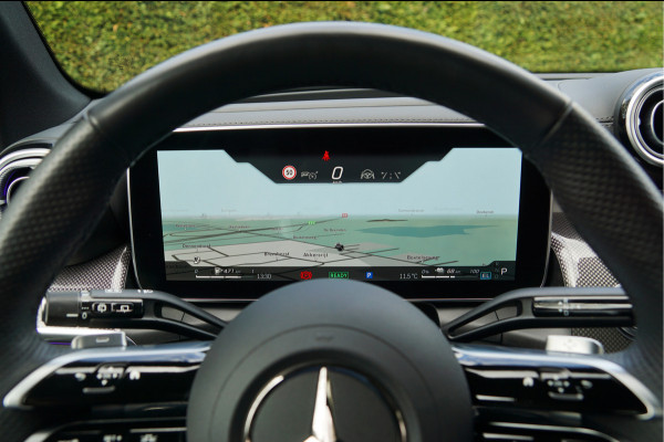 Mercedes-Benz GLC GLC 300 e 4M AMG Line | Luchtvering Achteras Trekhaak Burmester Head-Up Memory