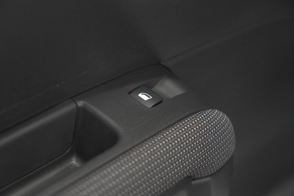 Citroën C3 Aircross PureTech 130 EAT6 Plus | Stoelverwarming | Parkeersensoren | Apple Carplay