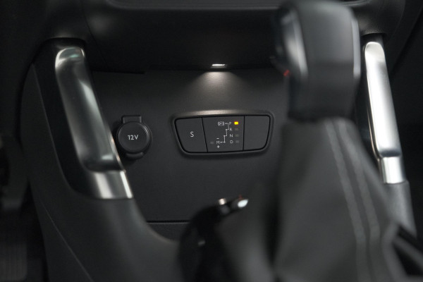 Citroën C3 Aircross PureTech 130 EAT6 Plus | Stoelverwarming | Parkeersensoren | Apple Carplay